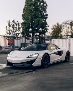 Mclaren 570S Coupe by Impressive Wrap 2019 года